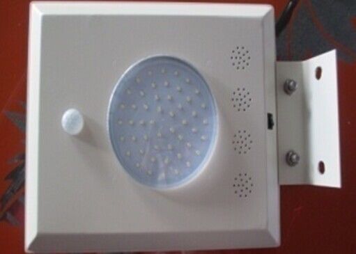 6W IP66 Waterproof Outdoor Solar Powered LED Street Lights for Park Lighting