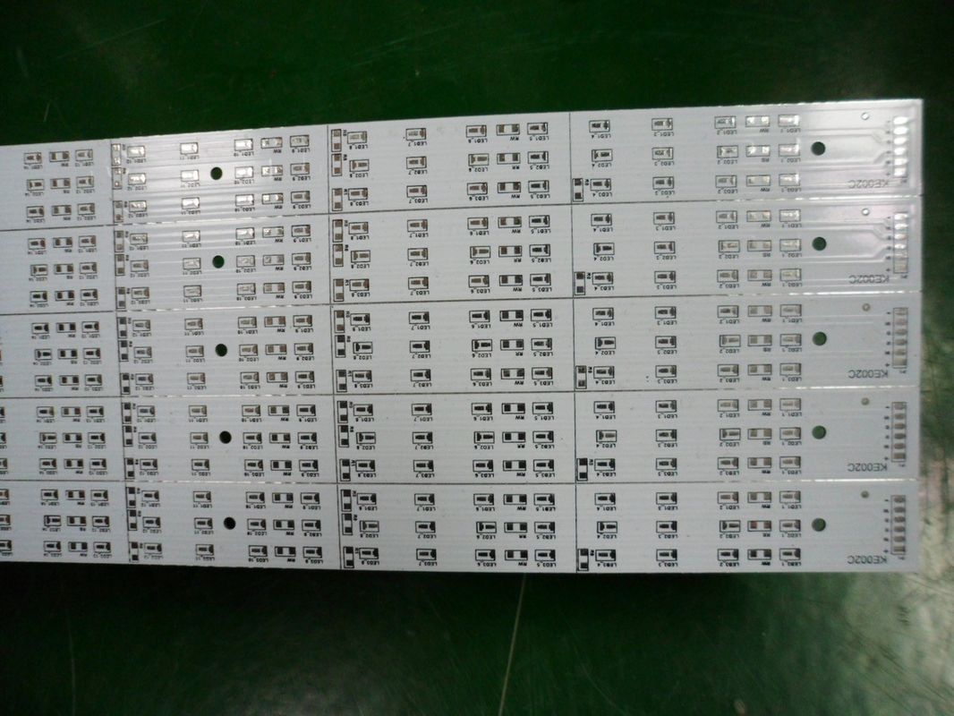 Electronics 1.6mm Round LED Light Aluminum PCB for Outdoor LED Street Lighting